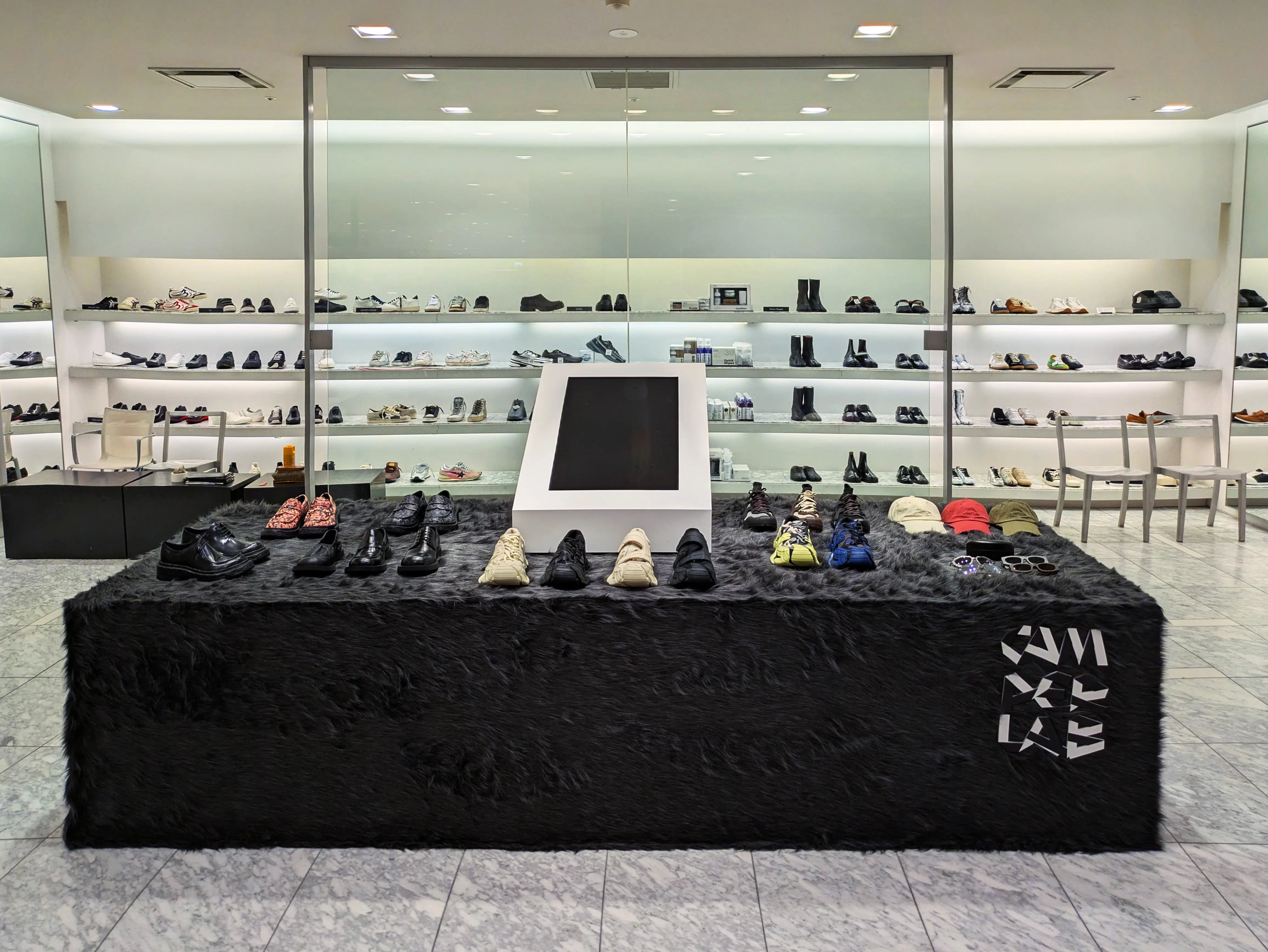 CAMPERLAB POP UP STORE　新宿伊勢丹メンズ